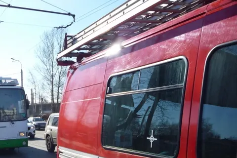 В Ярославле «Газель» врезалась в троллейбус