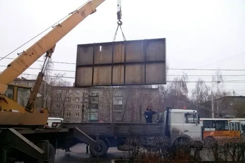 В Ярославле демонтирована последняя незаконно установленная рекламная конструкция арочного типа