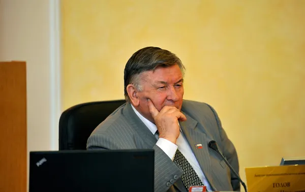 Владимир Голов: Я бы им всем уши поотрывал! 