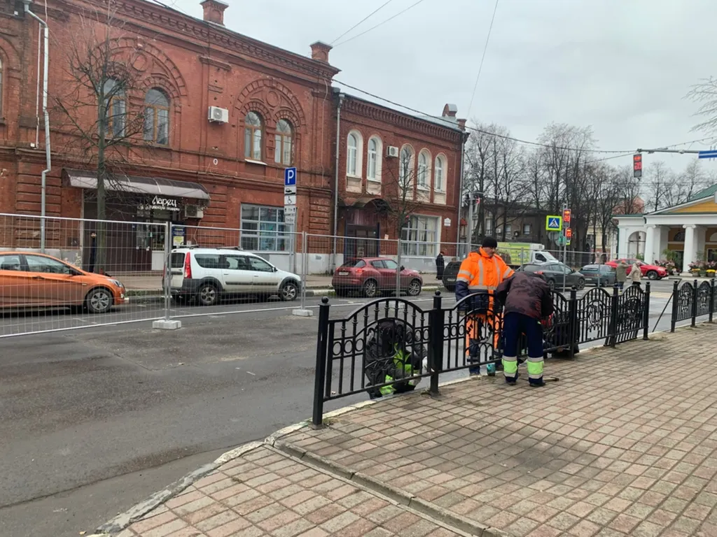 Улицу Депутатская в Ярославле начали делать пешеходной