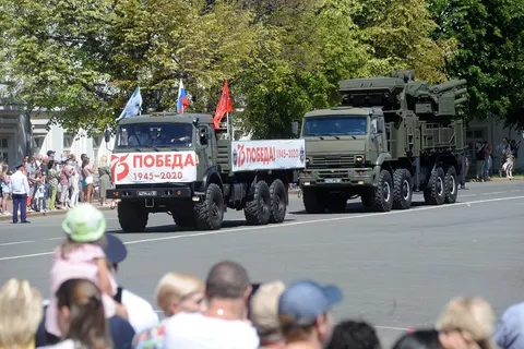 Губернатор поздравил жителей Ярославской области с Победой