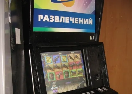 В Ярославской области полицейские в бильярдной обнаружили игровой зал