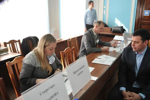 Ярославский губернатор проголосовал за сильную Россию