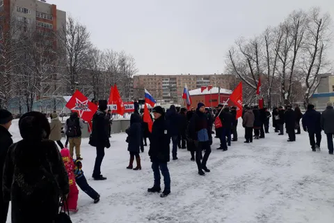 В Ярославле начался антимусорный митинг