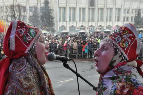 В Ярославле началась Главная Масленица страны