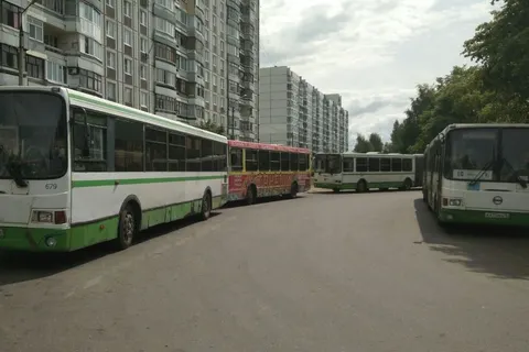 В Ярославле два автобуса сняли с рейса за нарушения