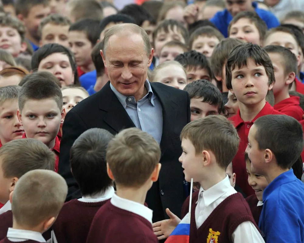 Владимир Путин встретит День знаний в одной из школ Ярославля