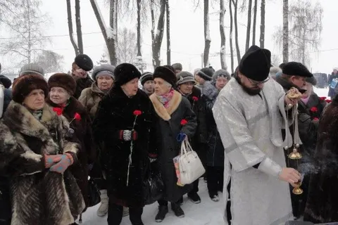 В Ярославле прошел митинг в память о снятии блокады Ленинграда