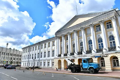 В Ярославле на Советской площади взамен спиленных лип посадят новые