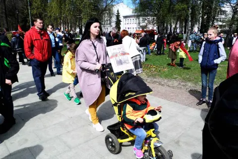 20 тысяч ярославцев  приняли участие в шествии «Бессмертного полка»