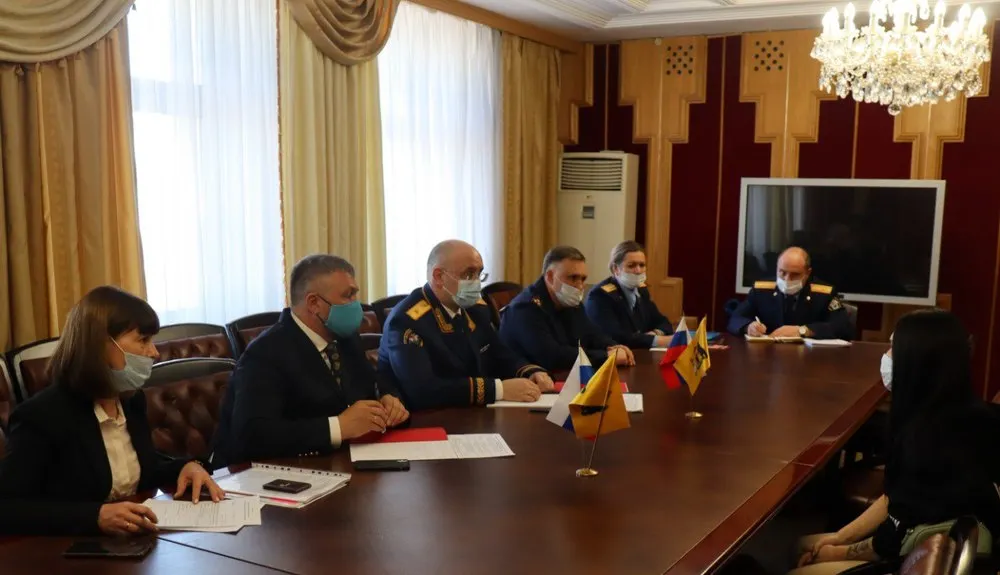 Ярославский детский омбудсмен и глава СКР провели совместный прием