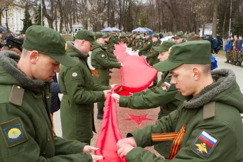 В Ярославль прибыла марш-эстафета «Звезда нашей Великой Победы»