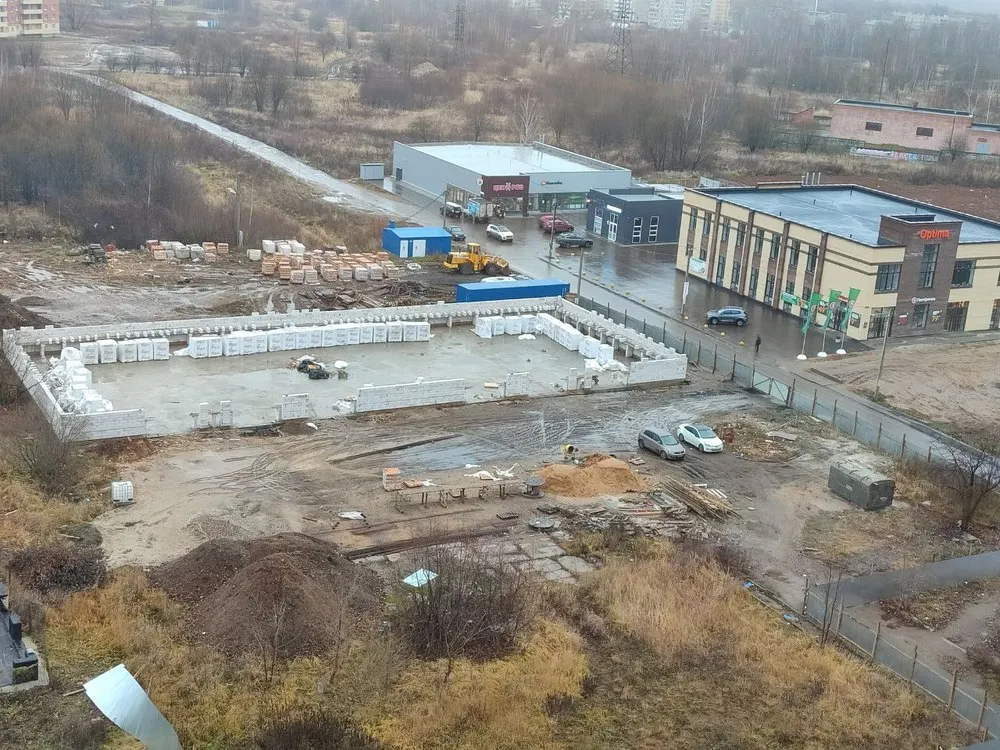 В Ярославле могут самовольно строить парковку