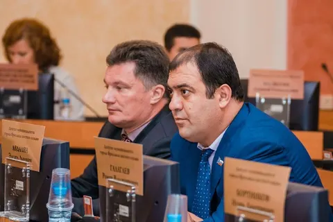 Муниципалитет Ярославля приступил к работе в полном составе