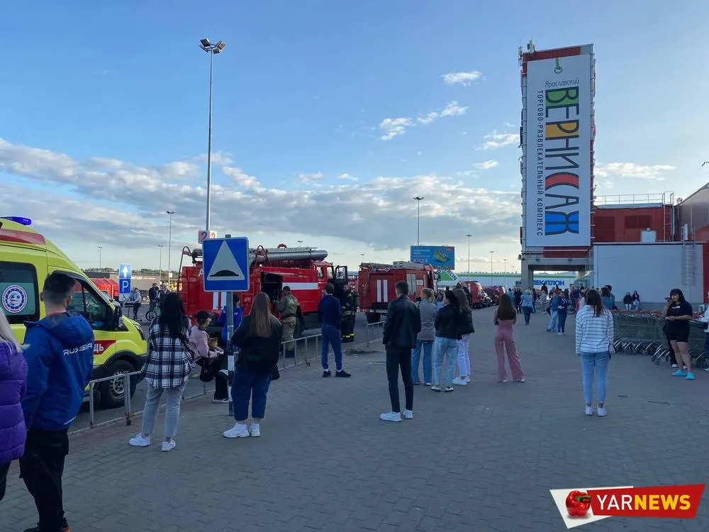В Ярославле после пожара открыли только часть «Вернисажа»