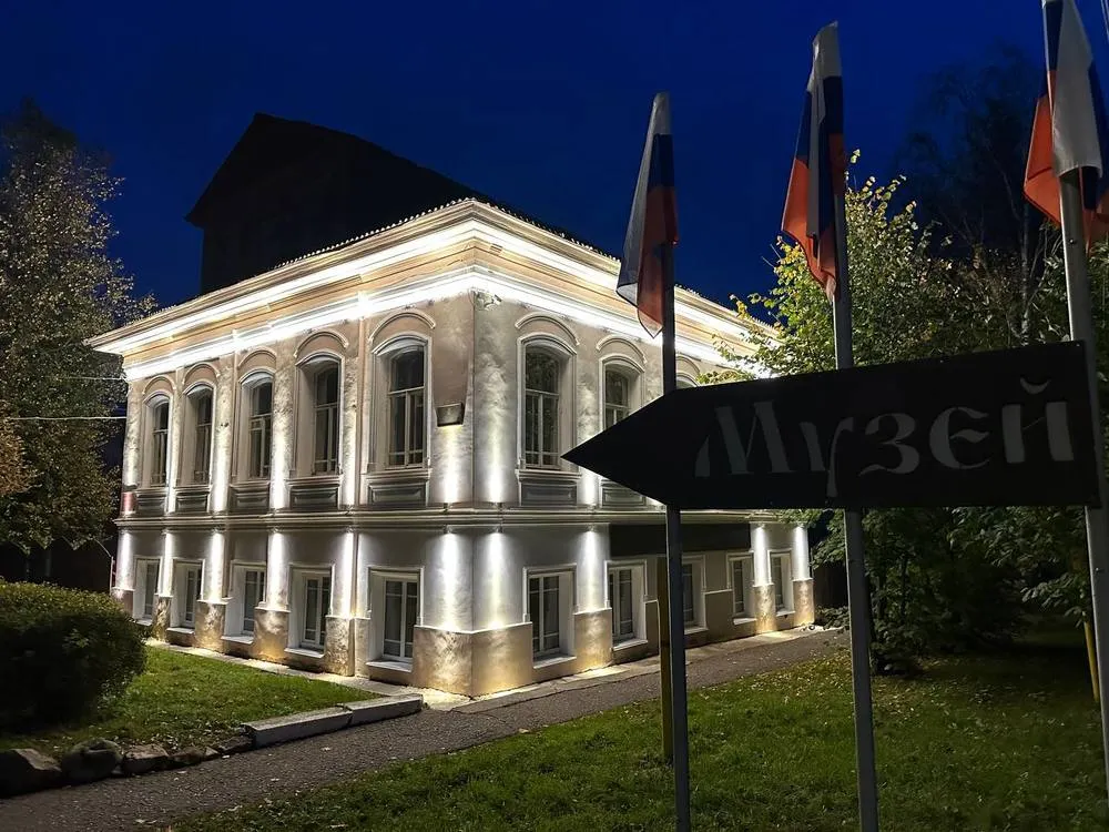 В Тутаеве у музея появилась архитектурная подсветка
