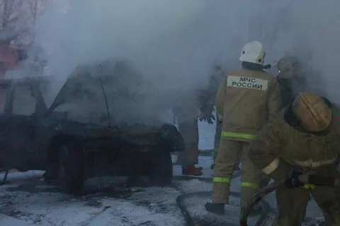 В Рыбинске Ярославской области сгорел автомобиль