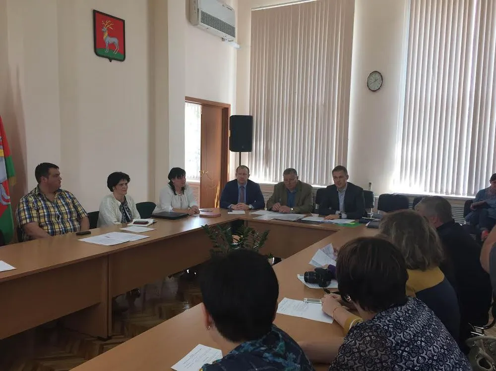 Региональная Общественная палата поддержит проект по строительству бассейна в Ростове