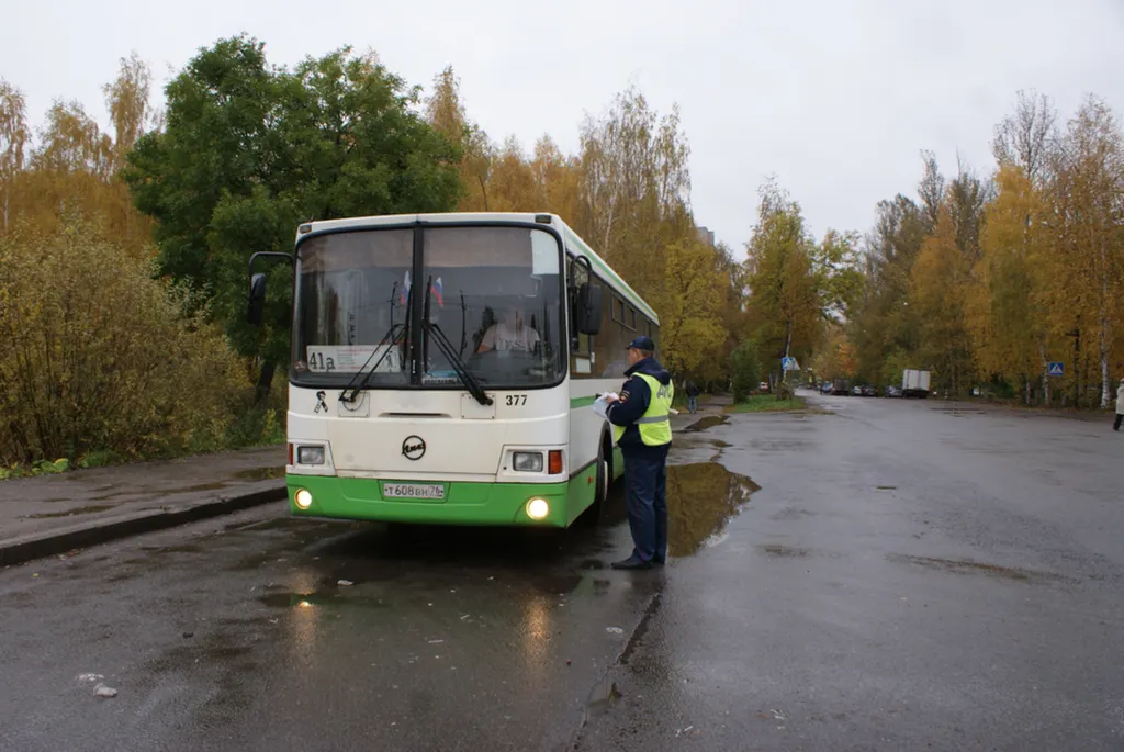 Через несколько дней в Ярославле рискуют встать автобусы