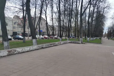 Накануне 9 мая в Ярославле рушится памятник 30-летию Победы