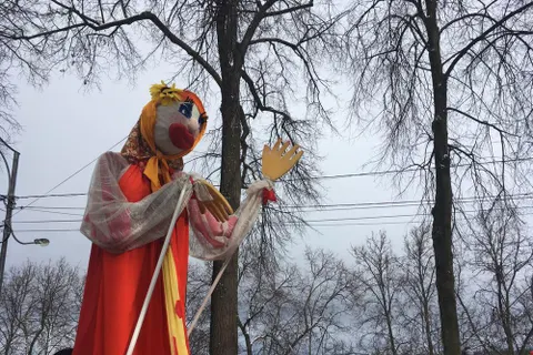 В Ярославле начались масленичные гуляния: видео