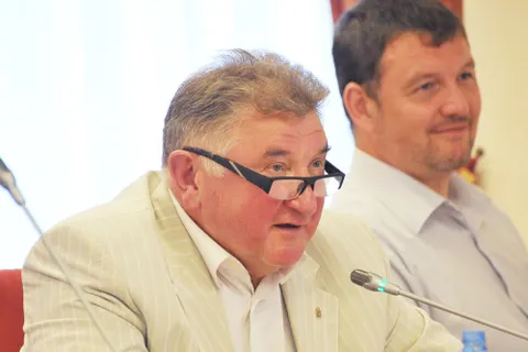 В Ярославской областной Думе сегодня состоялось последнее очередное заседание. Фотогалерея