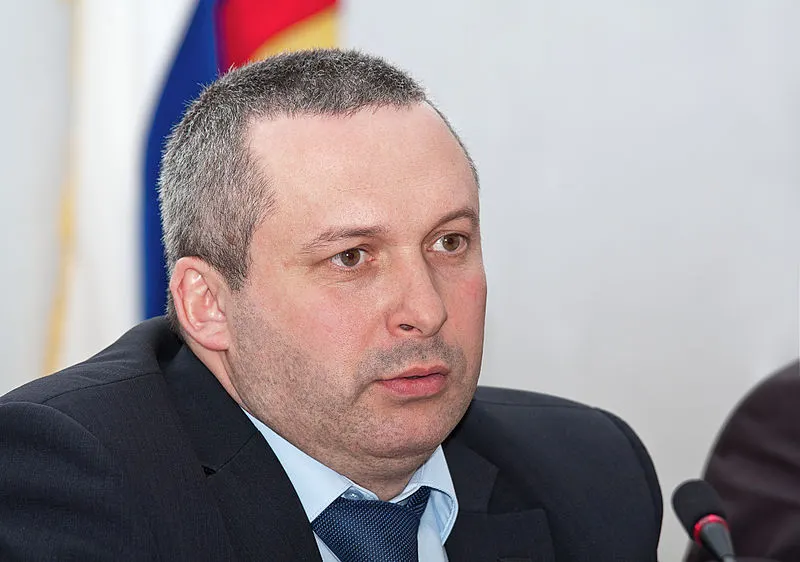Зачем из Олега Килипченко делают отца русской демократии?