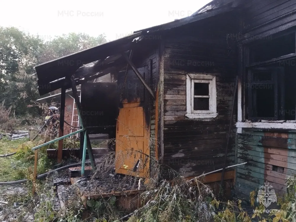 В Ярославле продолжают поджигать заброшенные дома