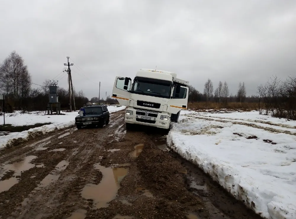 Под Ярославлем спасли дальнобойщика