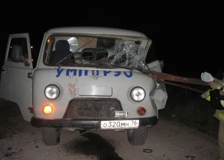 В Ярославской области перекладина шлагбаума «влетела» в автомобиль