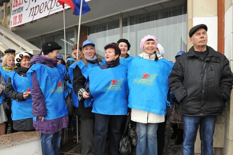 Митинг профсоюзов прошел в Ярославля для галочки. Фоторепортаж