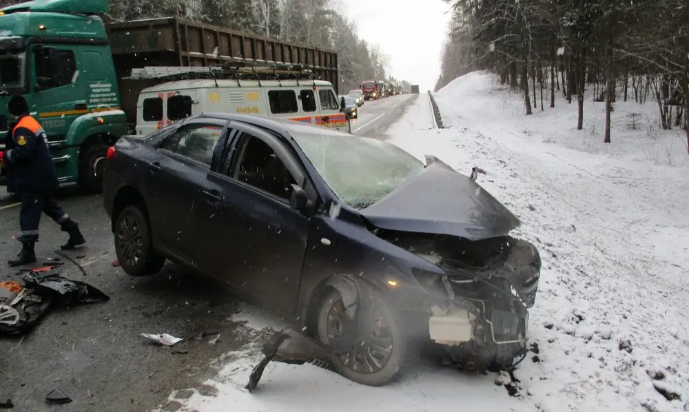 Страшная авария в Ярославской области: 58-летняя женщина в реанимации