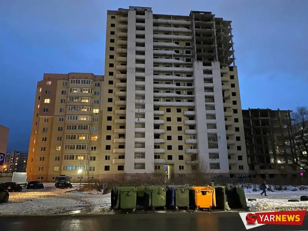 Стало известно состояние девочки, упавшей с недостроя в Ярославле