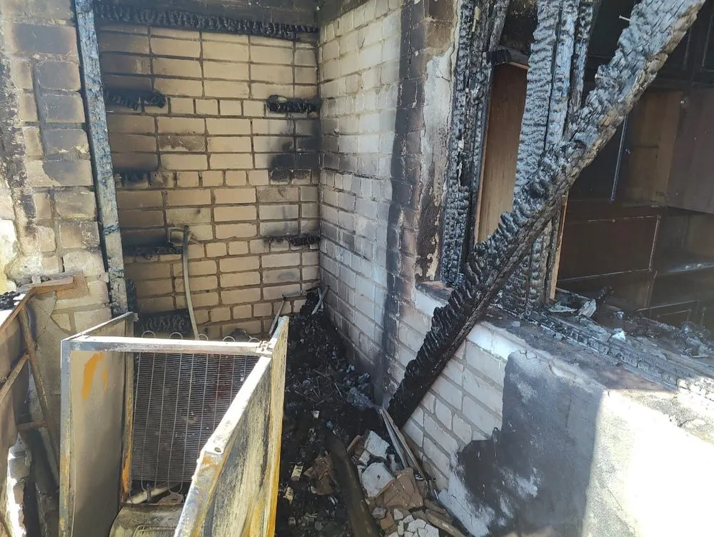 В Рыбинске при пожаре в многоквартирном доме погиб человек