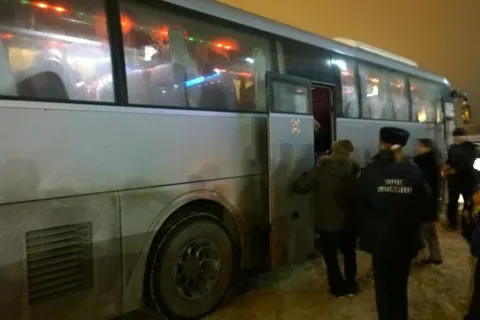 Попавшие в аварию юные хоккеисты из Рыбинска благополучно вернулись домой
