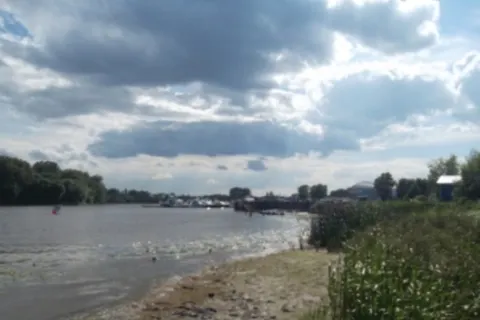 В Ярославле пьяный мужчина утонул, переплывая Которосль