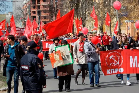 Коммунисты  Ярославской области встретили Первомай