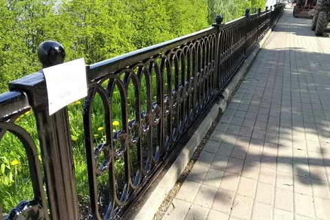 В Ярославле чистят Волжскую набережную