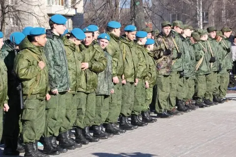 Участники областных военно-патриотических клубов отправились на сборы в Иваново