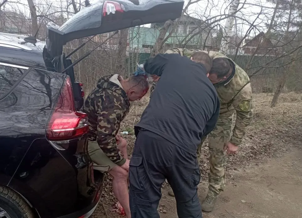 Ярославские росгвардейцы помогли водителю, пострадавшему в ДТП