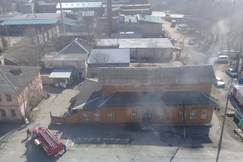 В Рыбинске горит психбольница: видео