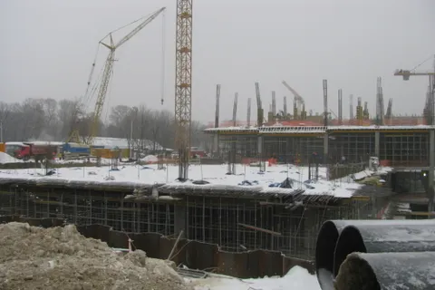 Строительные площадки  наступают на Бутусовский парк в центре Ярославля