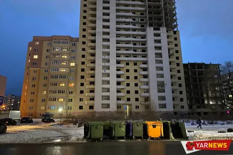 В Ярославле 12-летняя девочка упала с недостроя