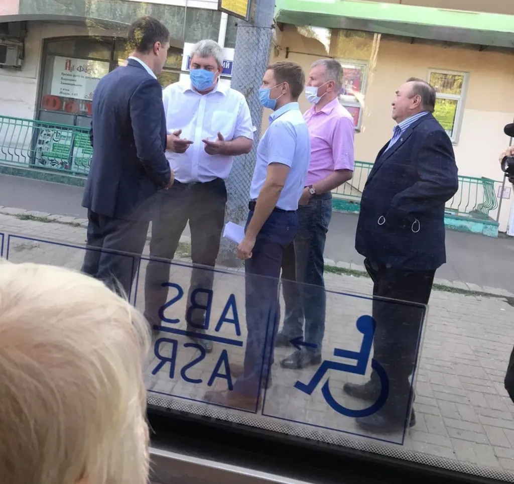 Мэр Ярославля проехал в переполненном автобусе лично