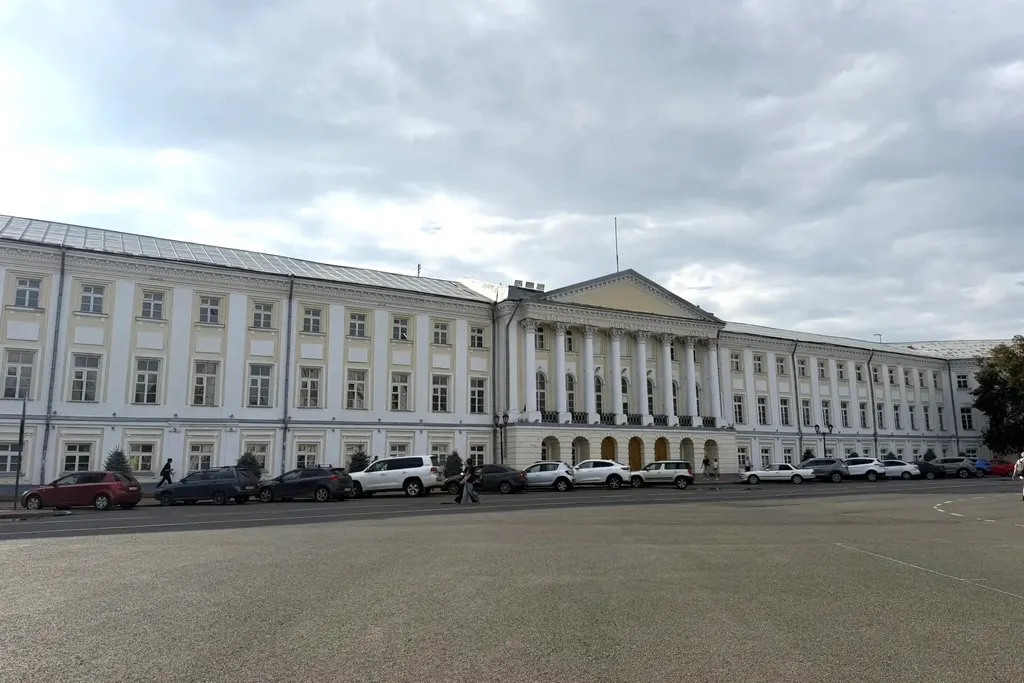 В историческом флигеле в центре Ярославля начались противоаварийные работы