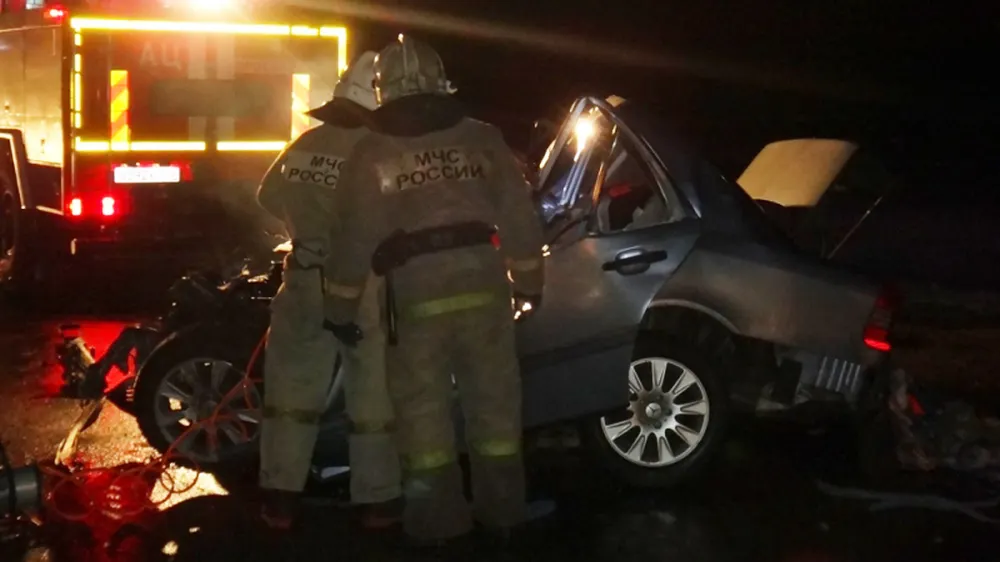 В ДТП под Ярославлем один человек погиб, двое получили травмы