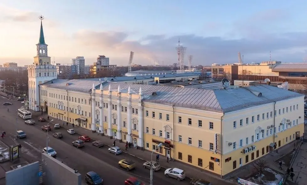 На улице Свободы в Ярославле обустроят новую парковку