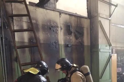 В Рыбинске горел завод «Раскат»