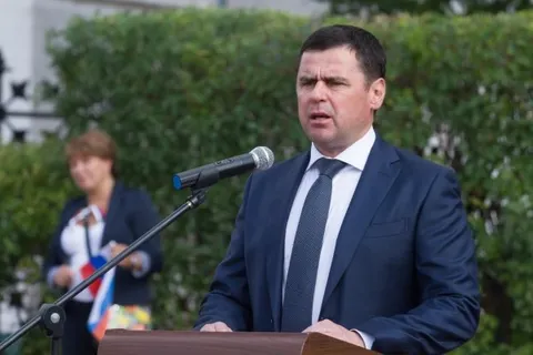 В Ярославле торжественно отметили День Государственного флага России