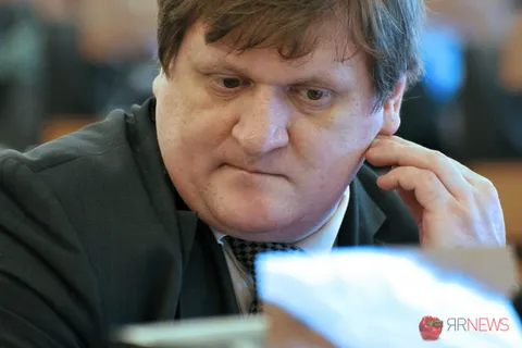 Шестнадцать грустных мгновений из жизни депутатов муниципалитета Ярославля. С фото
